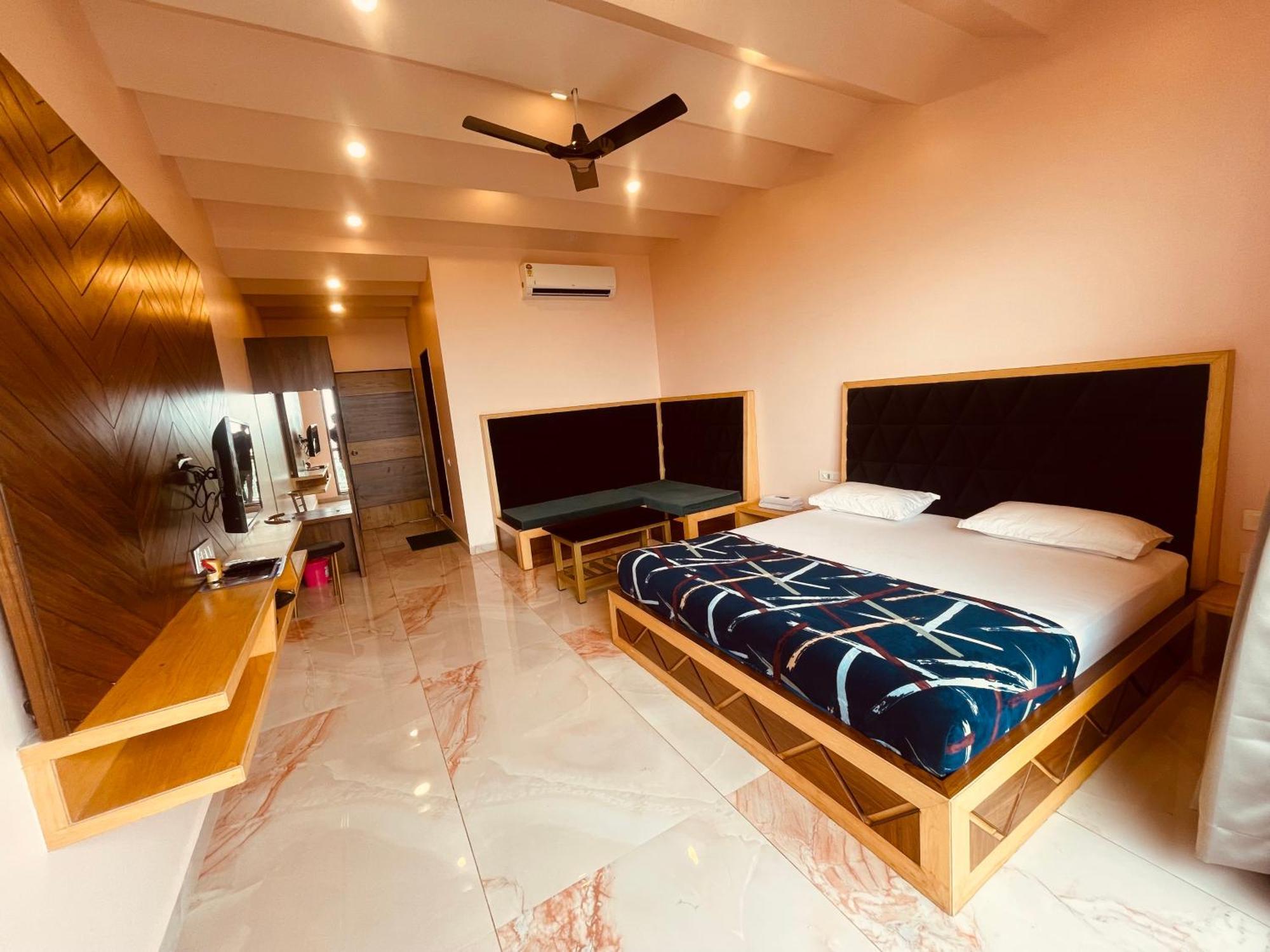 Natural Resort Panhāla Extérieur photo