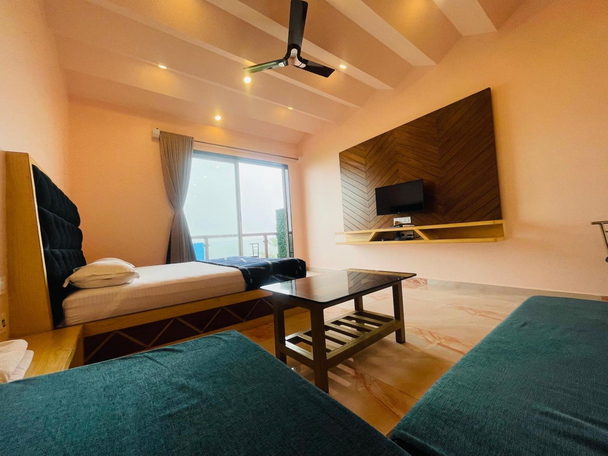 Natural Resort Panhāla Extérieur photo