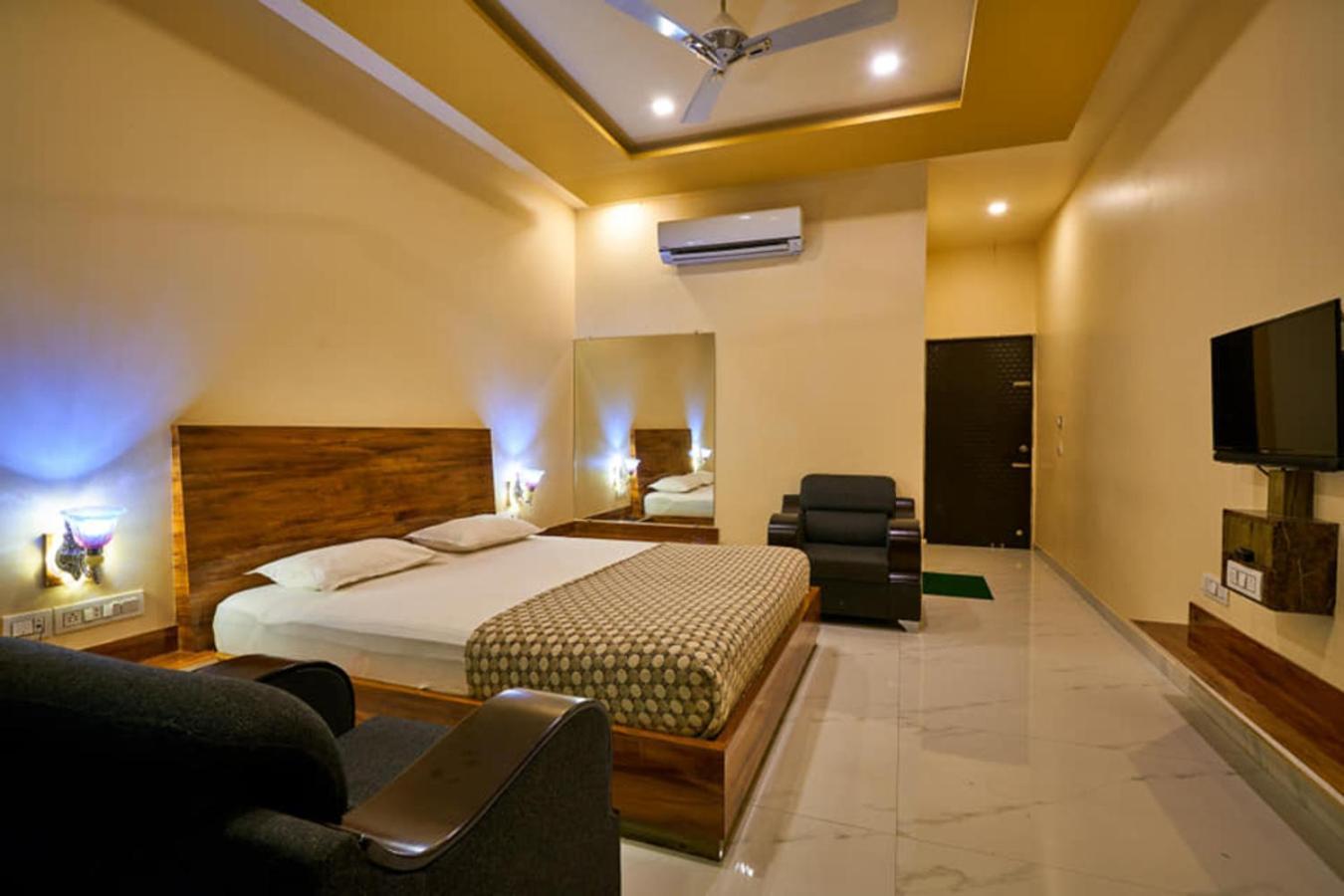 Natural Resort Panhāla Extérieur photo
