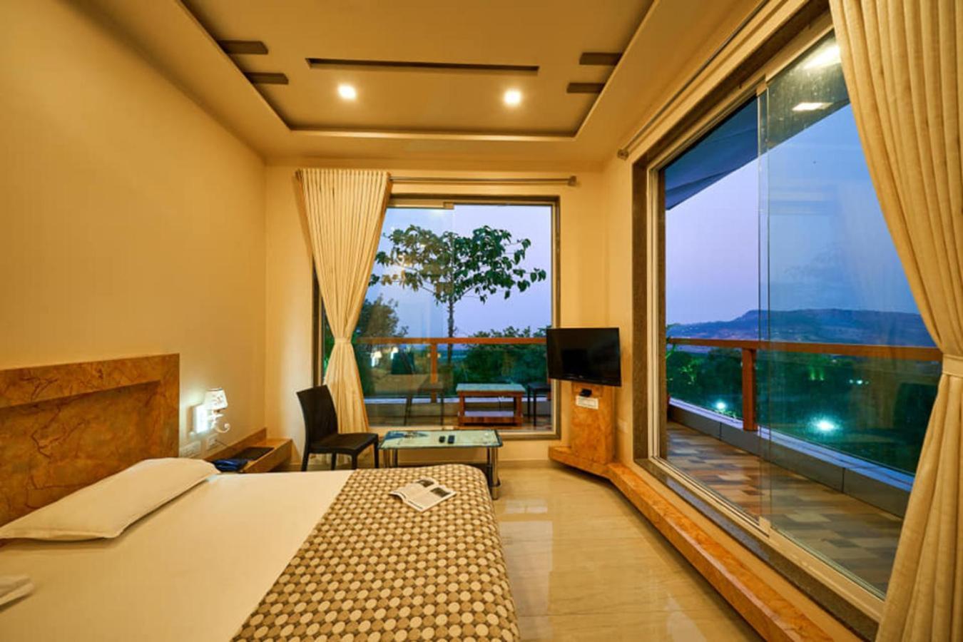 Natural Resort Panhāla Extérieur photo